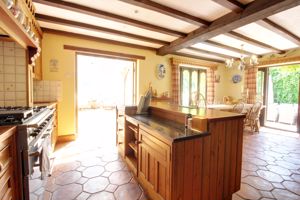 Photo 27- click for photo gallery